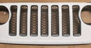 2020 - 2024 Gladiator Wrangler JT JL Genuine Mopar OEM Grille White