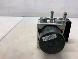 Jeep JK Wrangler ABS Brake Control Module and Pump